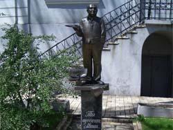 Памятник М. М. Жванецкому